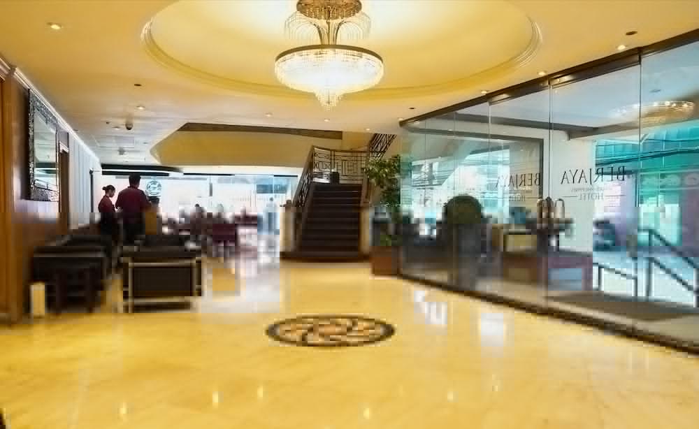 โรงแรมเบอร์จายา มากาตี Makati City ภายนอก รูปภาพ